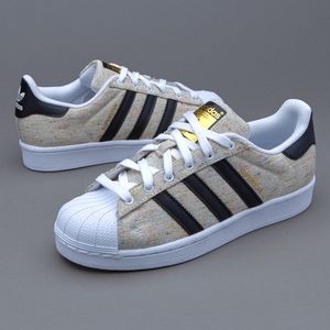 Adidas Original Superstar (BigKids4/Women6)